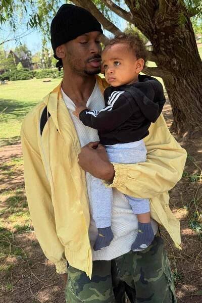 Shai Gilgeous-Alexander with his son Jace in April 2025.