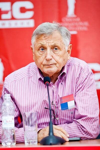 Soubor:Jiří Menzel Odessa International Film Festival.jpg – Wikipedie