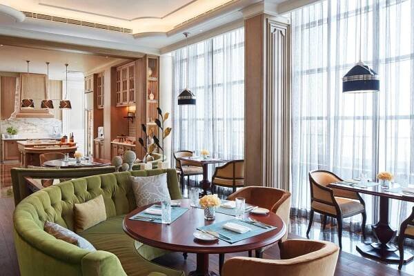 The Ritz-Carlton Club