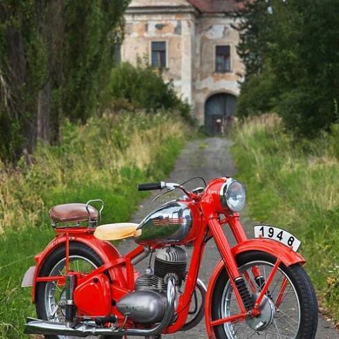 Muzeum historických vozidel 39