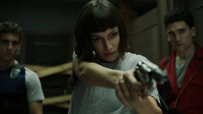 Papírový dům (Netflix verze) - Série 2 - Epizoda 2 - Z filmu - Miguel Herrán, Úrsula Corberó, Jaime Lorente