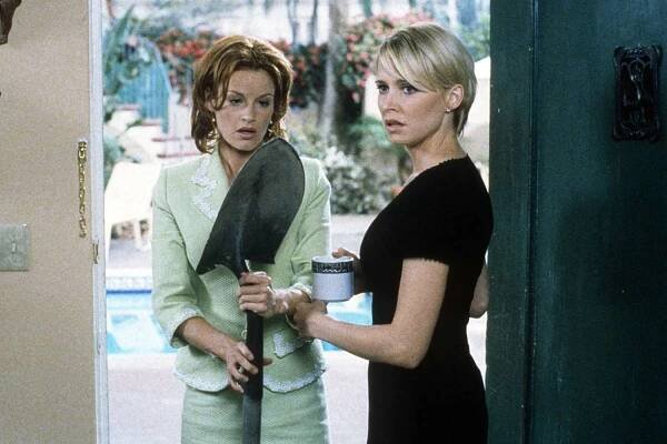 MELROSE PLACE, from left: Laura Leighton, Josie Bissett, 1992-99