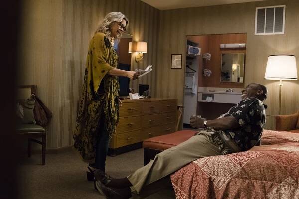 Lodge 49 - As Above, So Below - Z filmu - Linda Emond, Brent Jennings