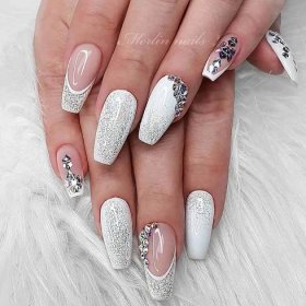 White Coffin Nails With A Glitter Accent #silverglitter