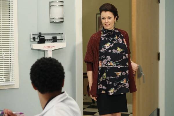 Skandál - Truth or Consequences - Z filmu - Bellamy Young