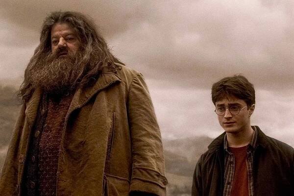 'Harry Potter' stars remember Robbie Coltrane: 'A giant, in more ways than one'