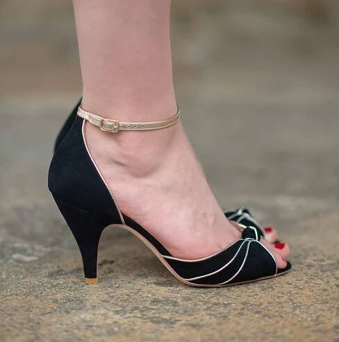 Dressing Up My Rachel Simpson Olivia Knot Shoes – FORD LA FEMME