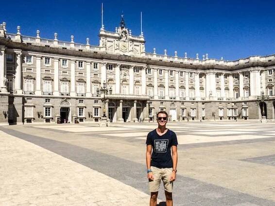 Backpacking Madrid: 18 Places to Visit + 7 Important Travel Tips!