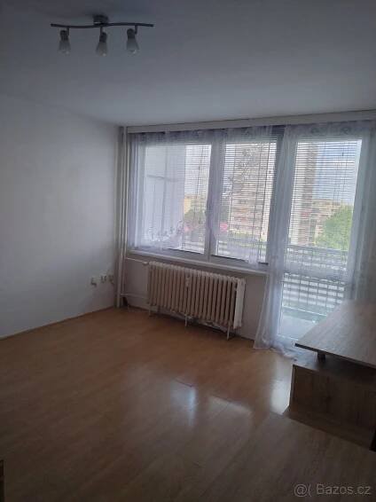 Pronájem bytu 1+kk 37 m2