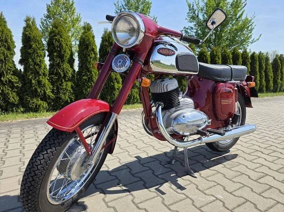 Jawa 250/559