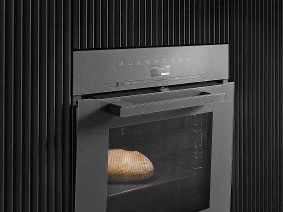 MIELE DGC 7351 Black Line