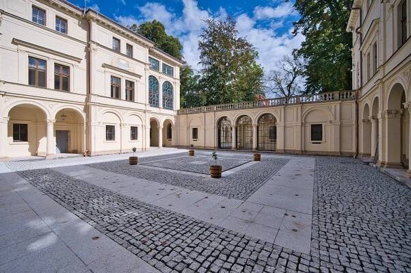 Palác Liebieg slaví rok. Žije to v něm od rána do večera