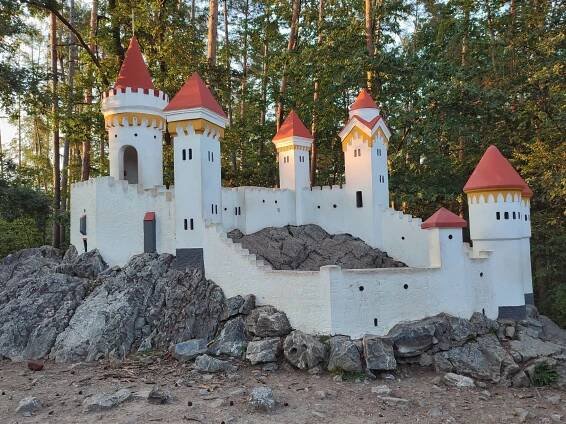 Fotogalerie • Kočičí hrádek (Jiná zajímavost) • Mapy.com