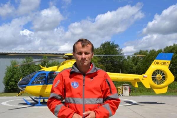 Exposlanec Stanislav Mackovík: Kde nejsou diplomati, tam se haraší zbraněmi