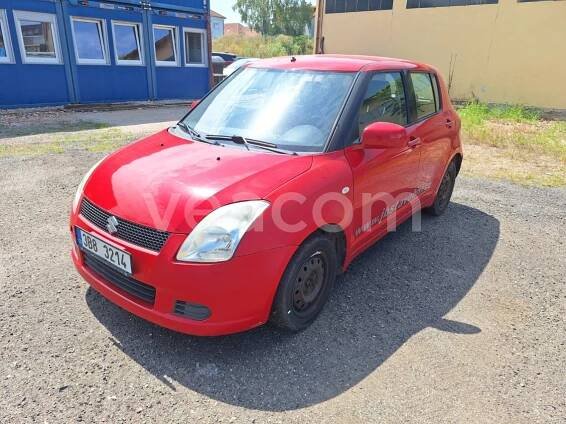 SUZUKI SWIFT 1.3