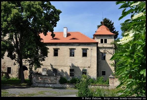 Encovany – fotografie / hrady-zriceniny.cz
