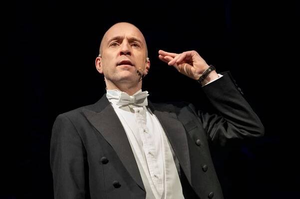 Review: Being Brainwashed Into Joy in Derren Brown’s ‘Secret’