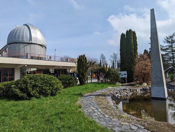 Gymkromáři na hvězdárně – Asociace malých debrujárů České republiky