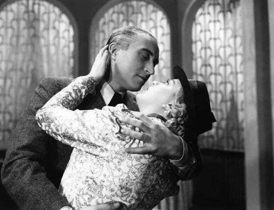 S herečkou Věrou Ferbasovou ve filmu Falešná kočička (1937)