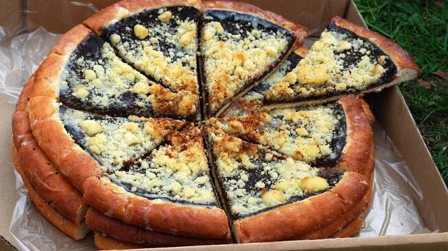 Naučte se frgále podle profesionálky! Valašská pizza nasladko je světový fenomén