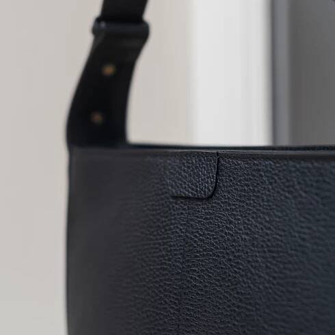Kabelka LUCY black - lubive.cz