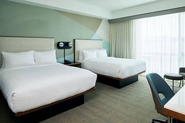 Courtyard By Marriott Santa Barbara Downtown Hotel Exterior photo