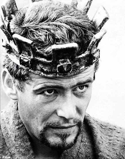 Iconic actor Peter O'Toole portraying King Henry II Wallpaper