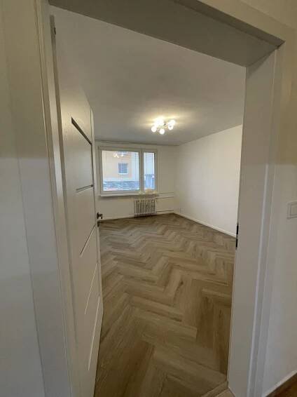 Prodej bytu 2+1 58 m², Jabloňová, Praha - Záběhlice