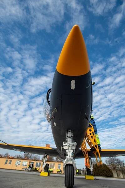 Piloti dostali nové cvičné stroje. „Nebeská liška“ jim pomůže na F-35