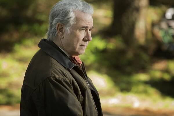 Knihovníci - A meč v kameni - Z filmu - John Larroquette