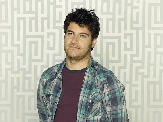 Šťastní až do smrti - Série 1 - Promo - Adam Pally