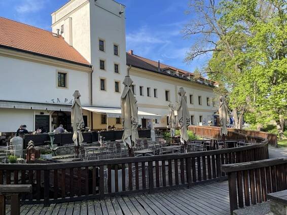 Restaurace Léta Páně - LosLittles