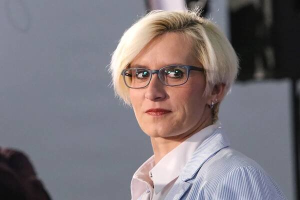 Neurážejte LGBT, já k nim také patřím, napomenula Šlechtová poslankyni z SPD