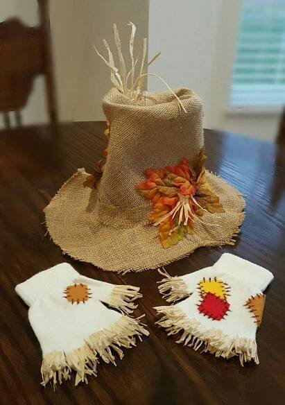 Scarecrow hat and gloves More | Halloween scarecrow, Scarecrow hat, Homemade halloween