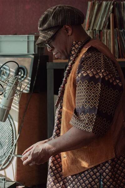 Ian Wright's empathetic The Kitchen performance is a knockout