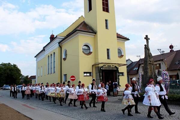 Za rok v říjnu budeme mít svatbu, svěřili se vládci hodů v Kostelanech