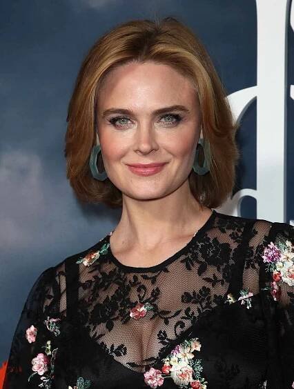 LOS ANGELES, CA - JANUARY 29: Emily Deschanel attends the premiere of Apple TV+'s 