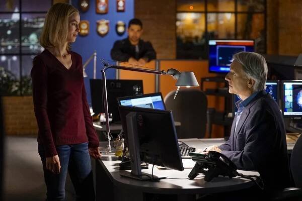 Laura Regan, Mark Harmon - Námořní vyšetřovací služba - Hlasy - Z filmu