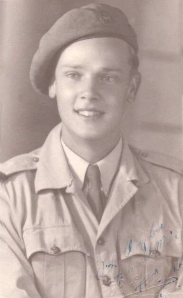 File:Tom home from Malta.jpg - Wikipedia