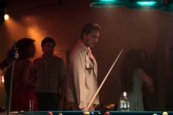 Alberto Ammann as Alberto Bravo in Episode 101 of ‘Griselda.’