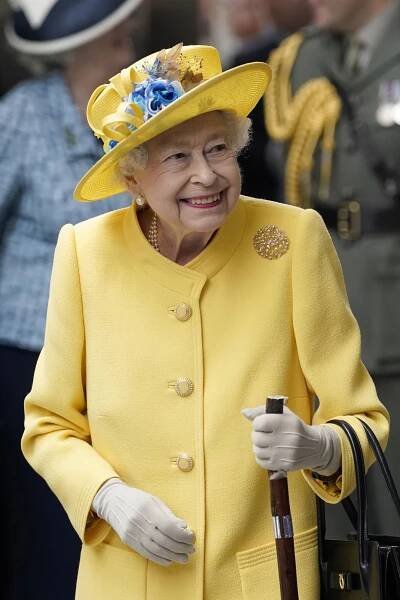 Queen Elizabeth II at Paddington station in London, May 17, 2022.