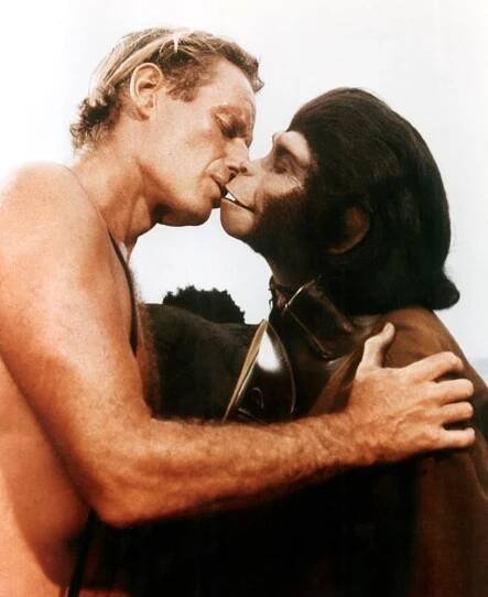 PLANET OF THE APES, Charlton Heston, Kim Hunter, 1968, TM & Copyright (c) 20th Century Fox Film Corp. All rights reserved.