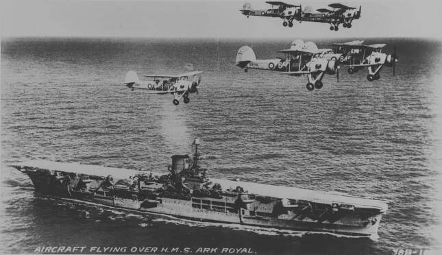 HMS Ark Royal (91)