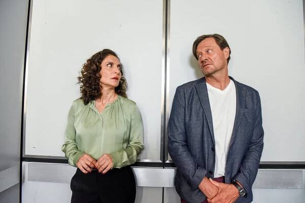Walking on Sunshine - Episode 5 - Z filmu - Proschat Madani, Harald Windisch