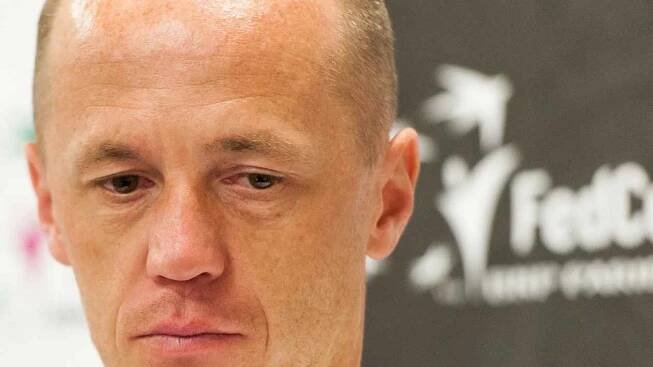 Petr Pála. Uměl to na kurtu jako hráč, válí i v pozici trenéra