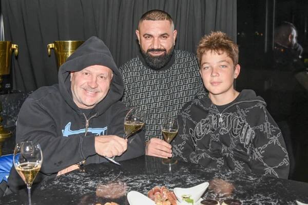 FOTO: Michal David má s vnukem velké plány. – stránka 12
