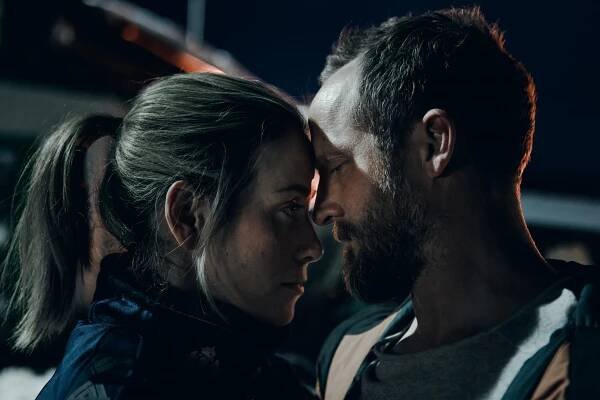 Ivalo - Saalistaja - Z filmu - Iina Kuustonen, Maximilian Brückner