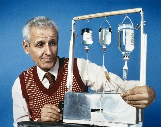 Doktor Smrt sestrojil přístroj na sebevraždu: Jack Kevorkian prý „pomohl“ zemřít 130 lidem!
