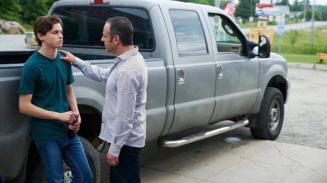 Eyewitness - Savior Unknown - Z filmu - Tyler Young, Gil Bellows