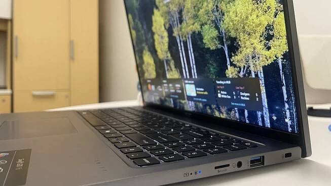 Acer Swift Go 16